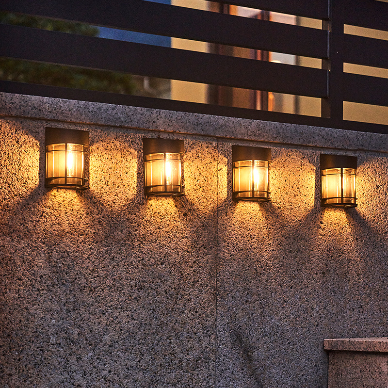 Smart Garden Fence - Lampu Taman Tenaga Surya LED Luar